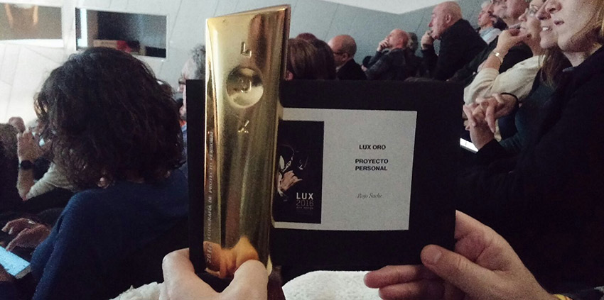 Rojo Sache obtienen el Premio Lux de Oro en Proyecto Personal